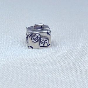 Pandora Suitcase Charm